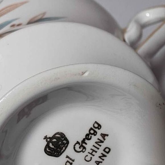 Royal Gregg Teacup and Saucer Autumn Leaves Vintage - Picture 5 of 9